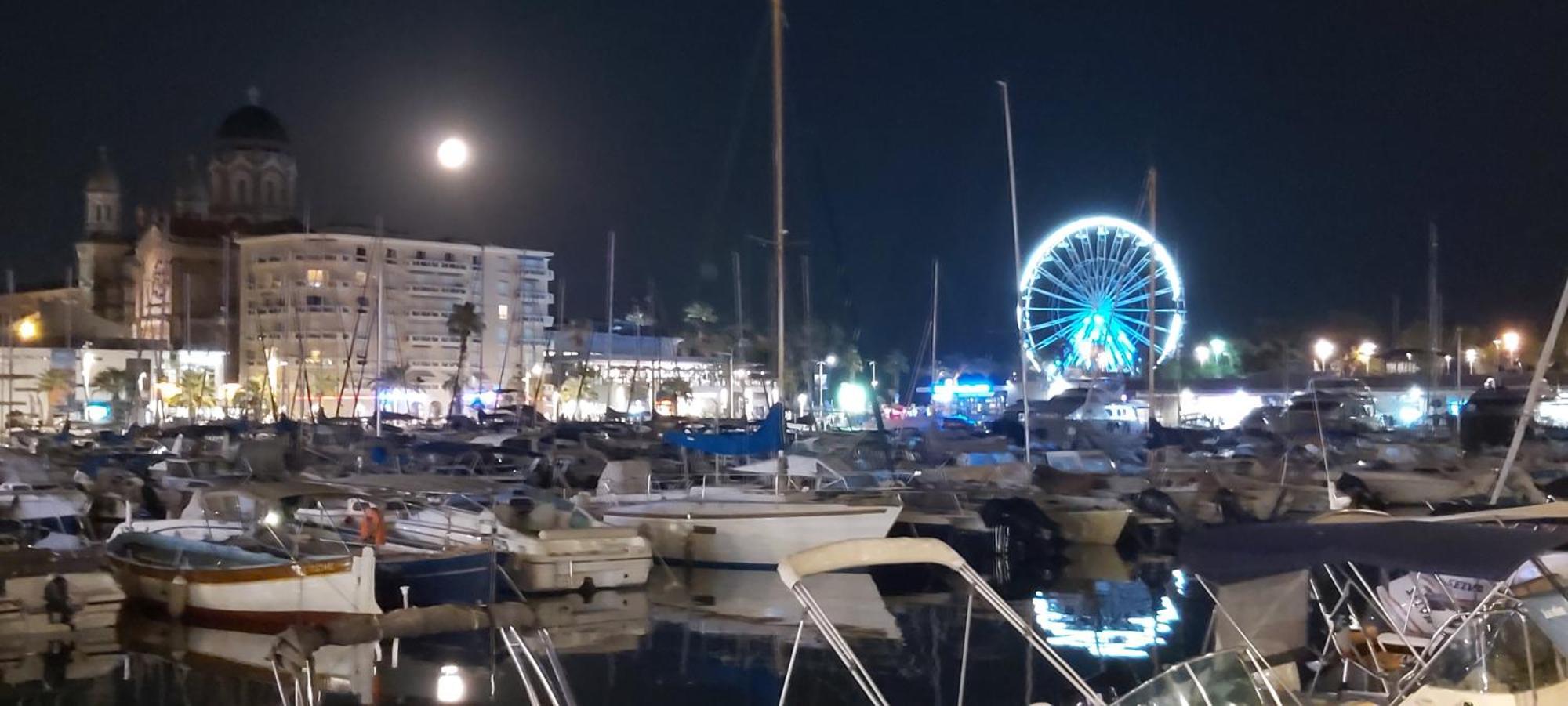 Sublime Vue Mer,Parking,Wifi Fréjus Buitenkant foto
